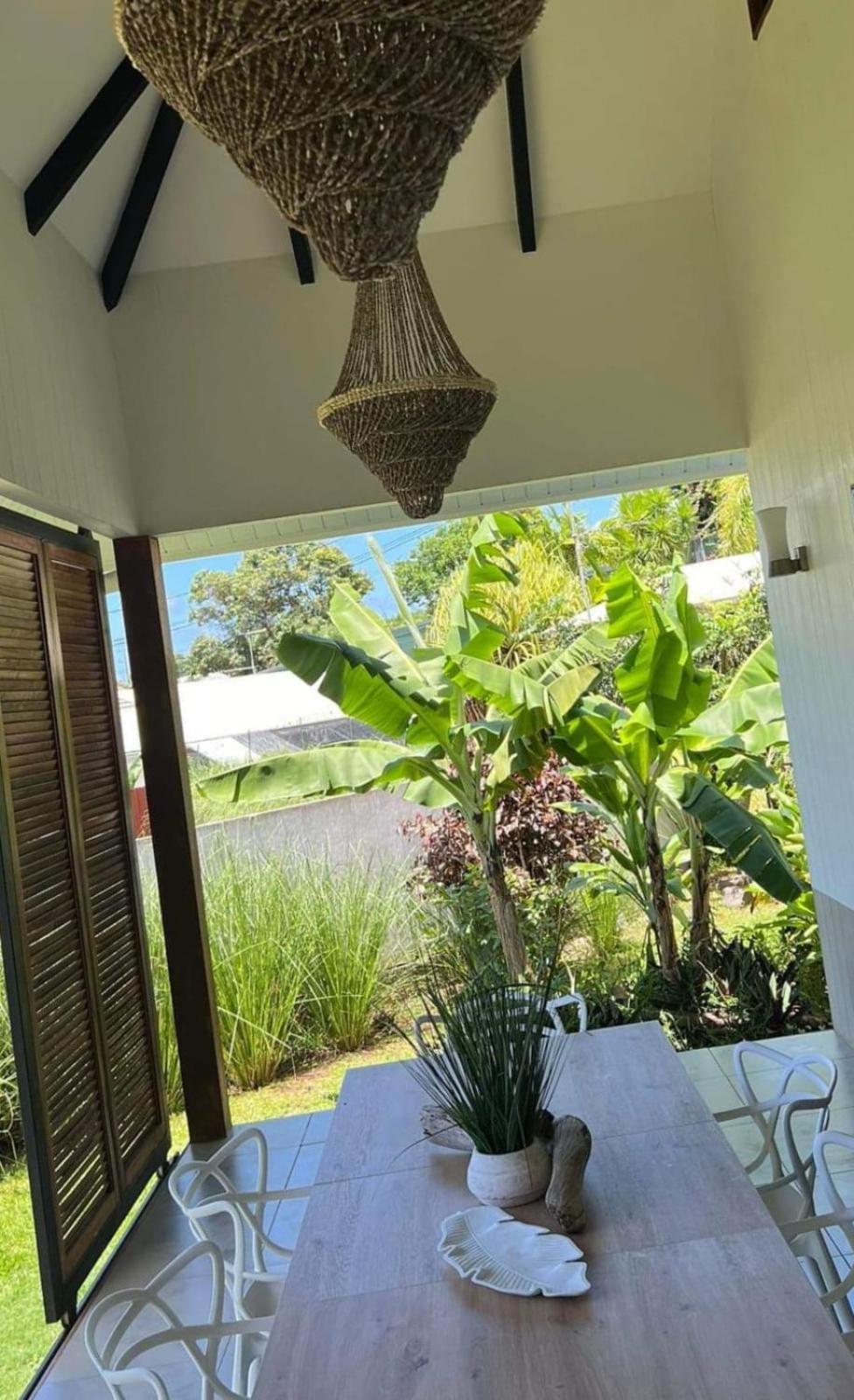 Fare Ape Bungalow F3 Atypical Local Style Faaa ภายนอก รูปภาพ